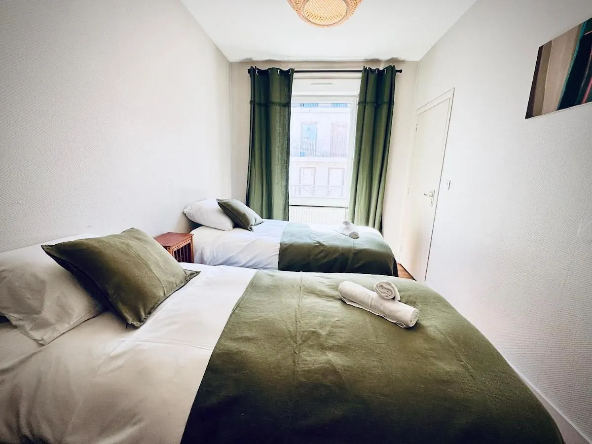 Le Jakadi, Townhouse, Rennes City Center 0*,  Γαλλία